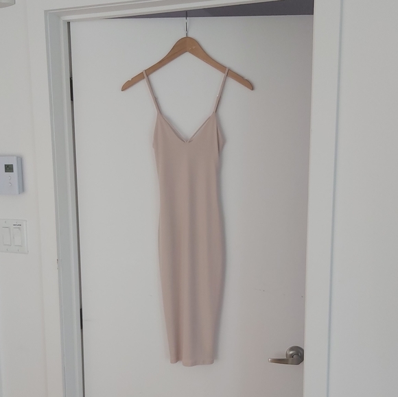 NOOKIE PINK NUDE BODYCON DRESS - Picture 6 of 7